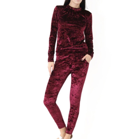 NEW! Velour Track Suit - Picture 3 of 5